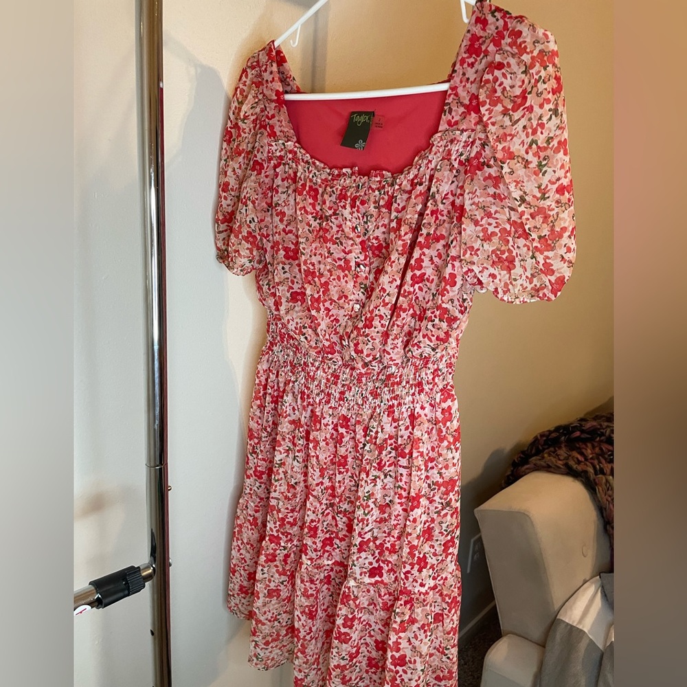 Taylor floral pink dress